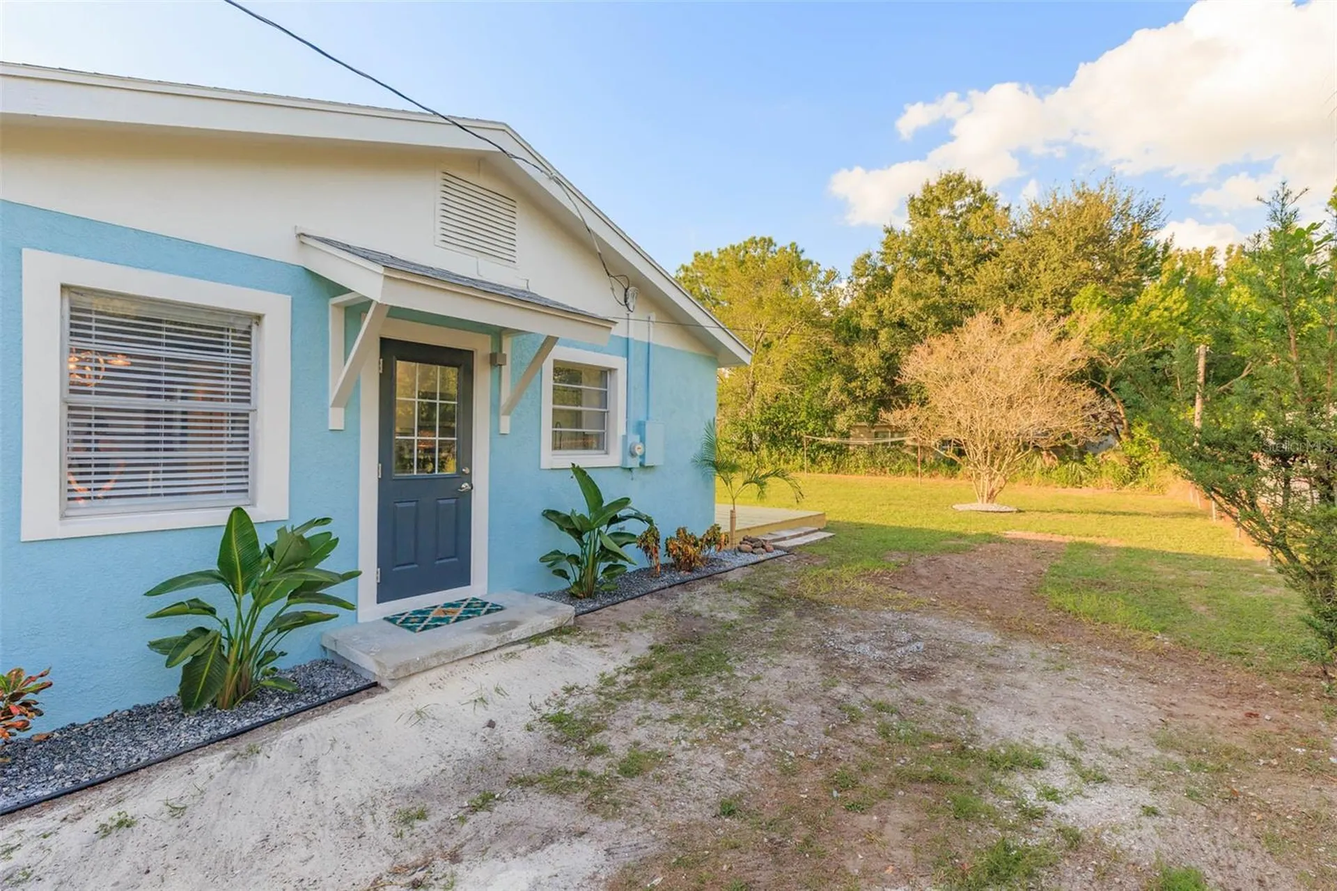 3911 W Tyson Avenue Tampa FL 33611