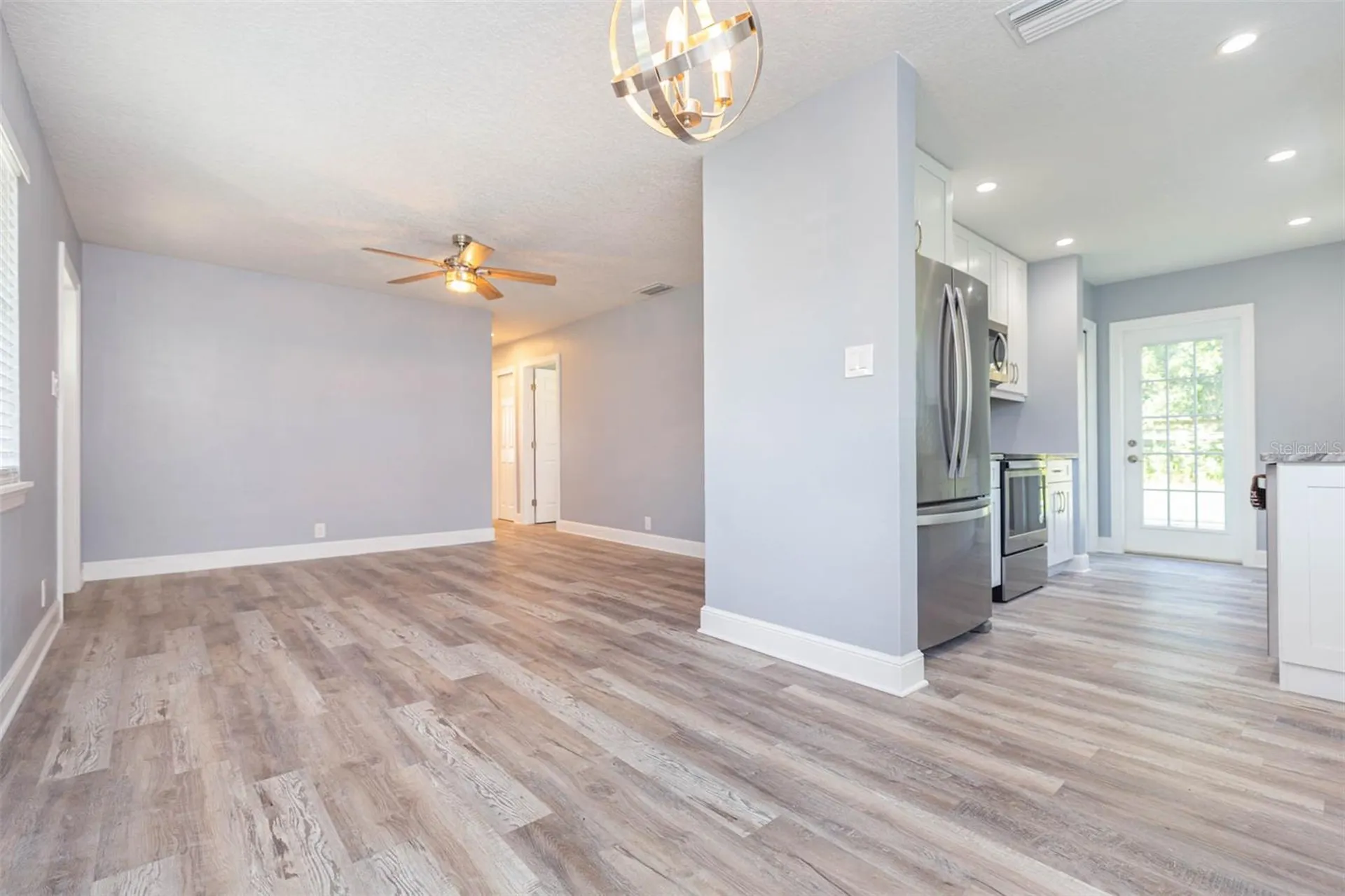 3911 W Tyson Avenue Tampa FL 33611