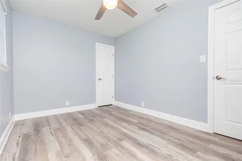 3911 W Tyson Avenue Tampa FL 33611