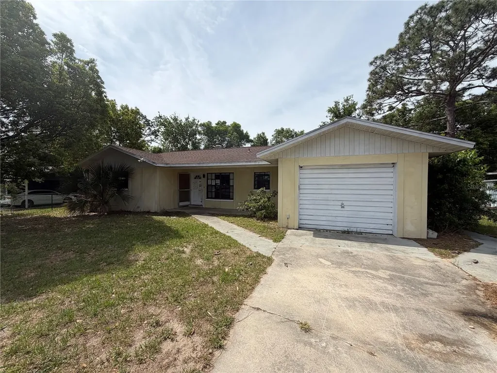 457 Water Road Ocala FL 34472