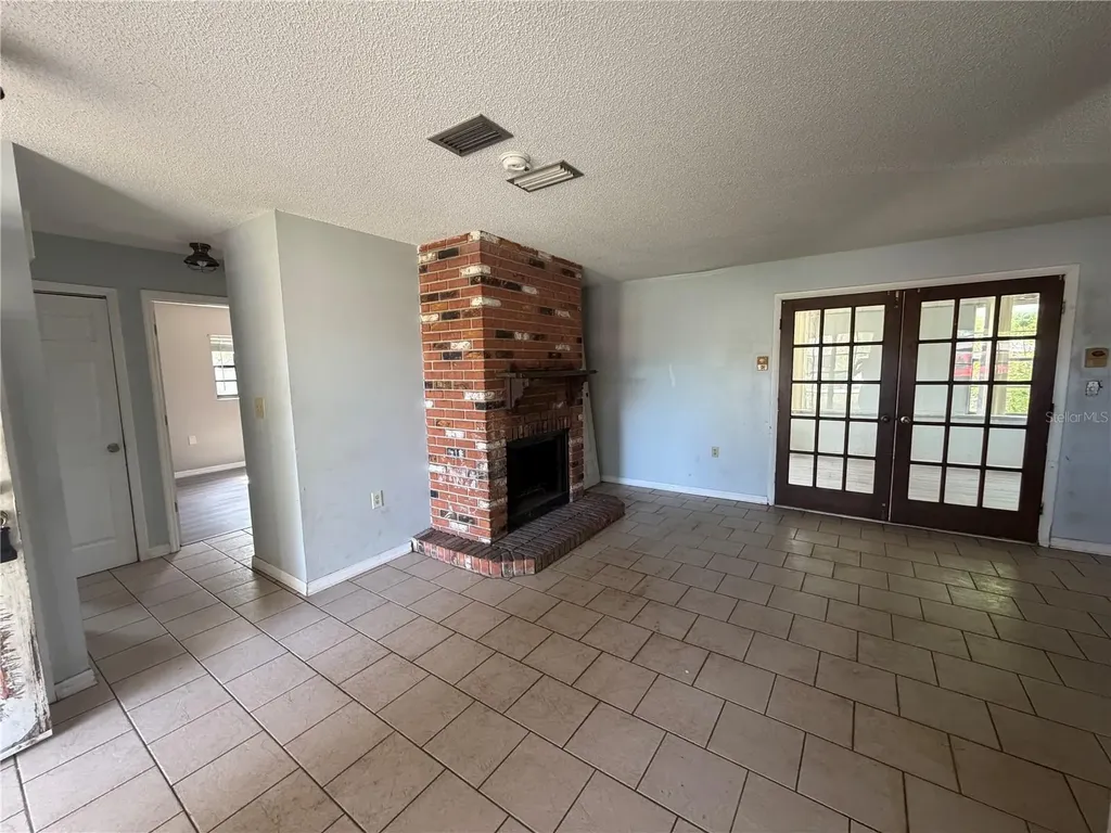 457 Water Road Ocala FL 34472