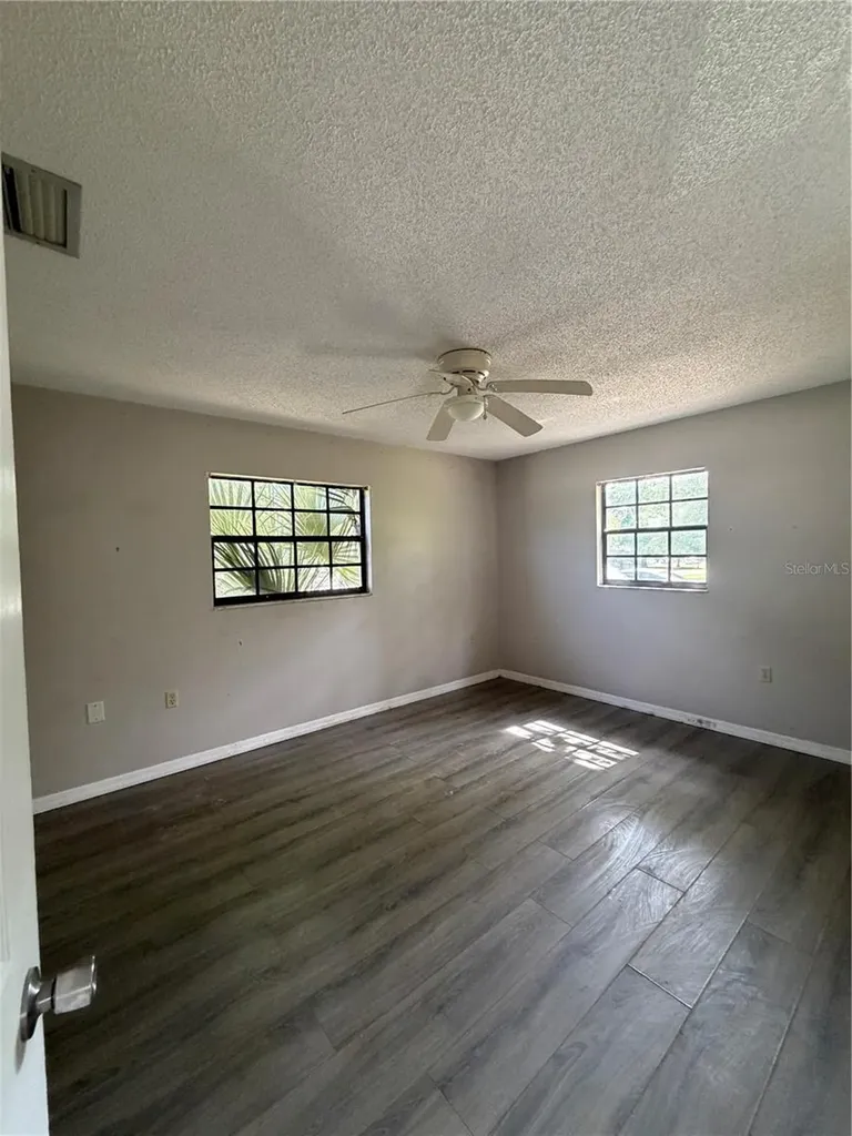 457 Water Road Ocala FL 34472