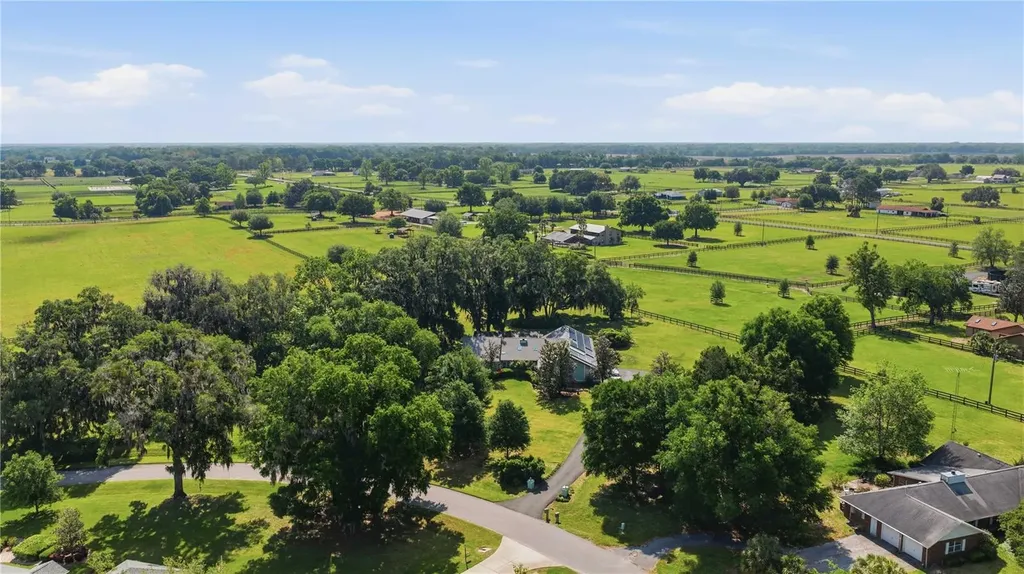 1010 NE 120th Place Ocala FL 34479