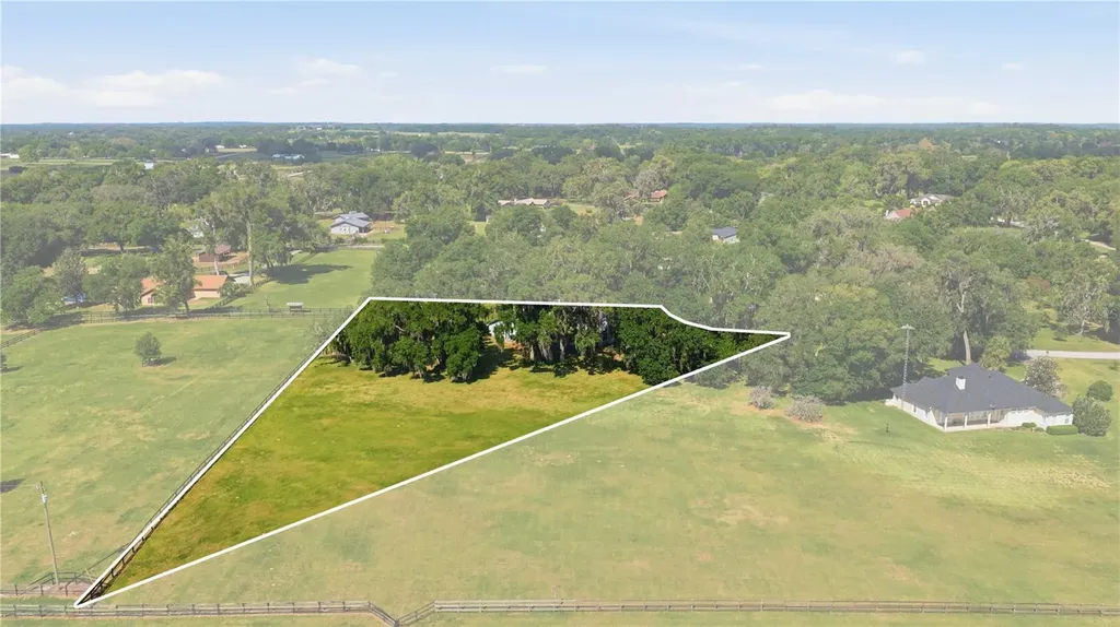 1010 NE 120th Place Ocala FL 34479