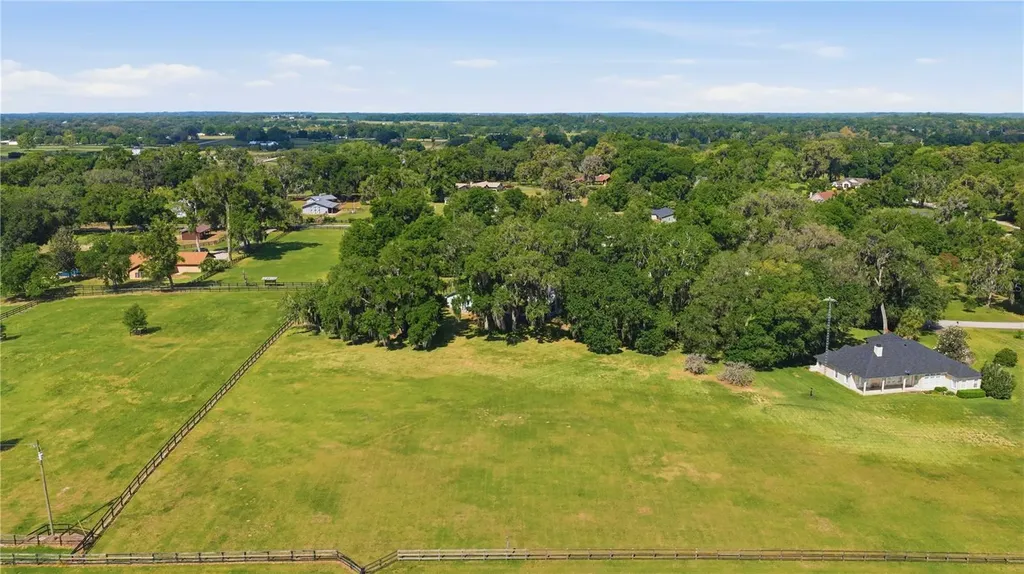 1010 NE 120th Place Ocala FL 34479