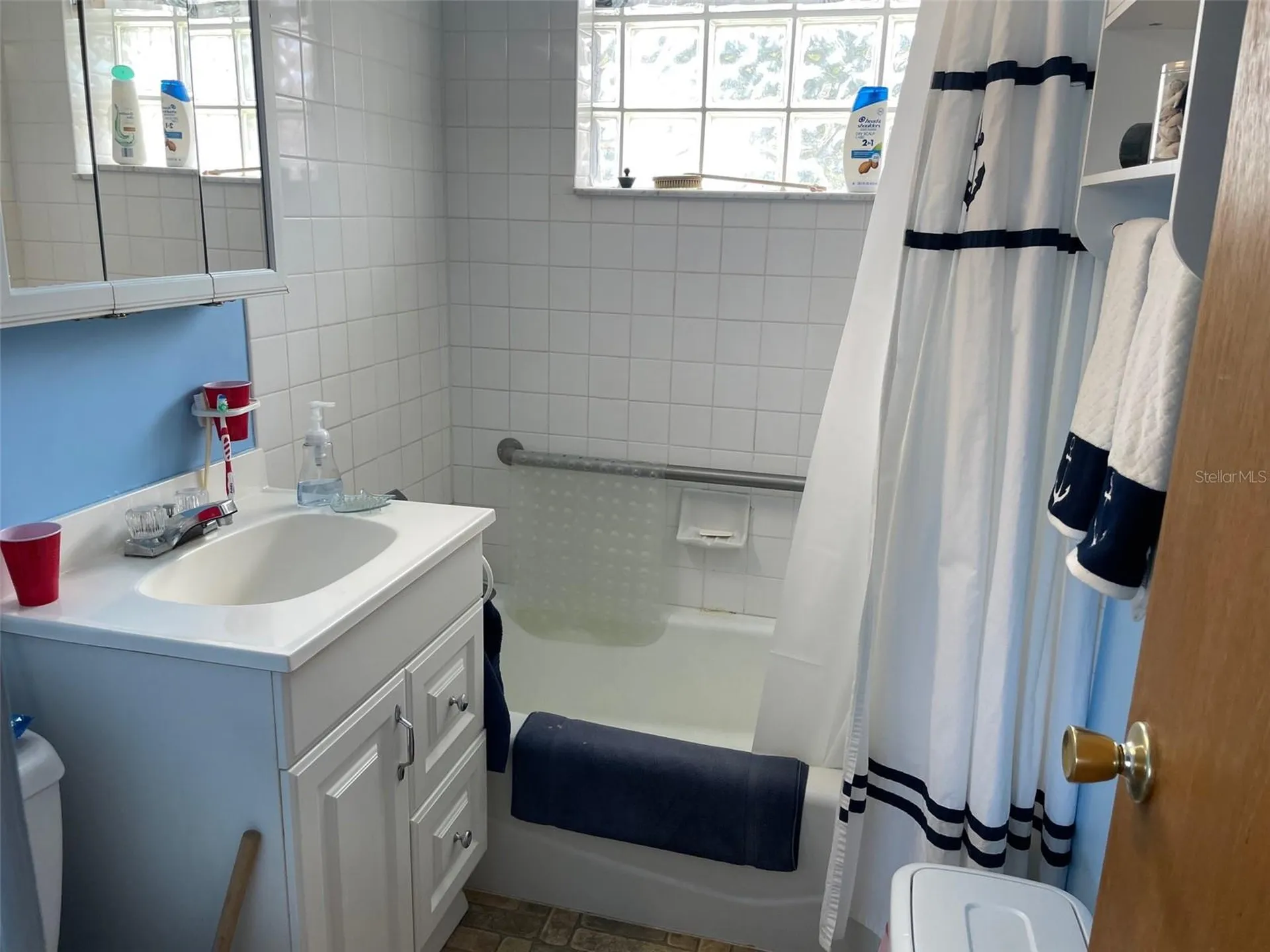 5833 Mckee Lake Drive N St Petersburg FL 33709