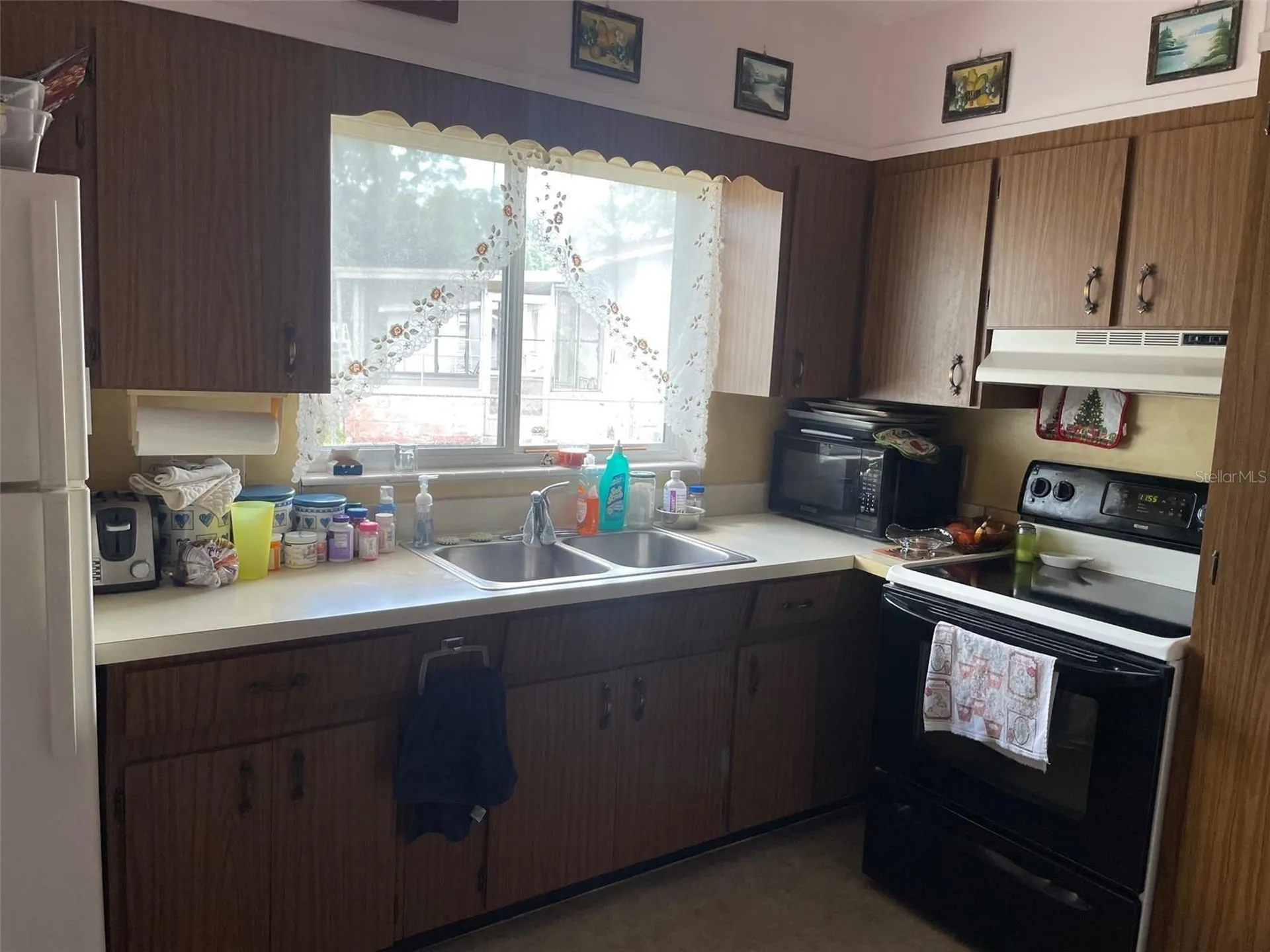 5833 Mckee Lake Drive N St Petersburg FL 33709