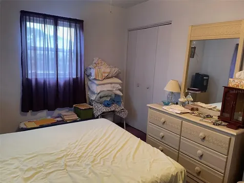 5833 Mckee Lake Drive N St Petersburg FL 33709