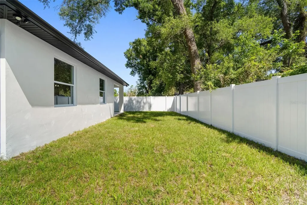 2617 E Palifox Street Tampa FL 33610