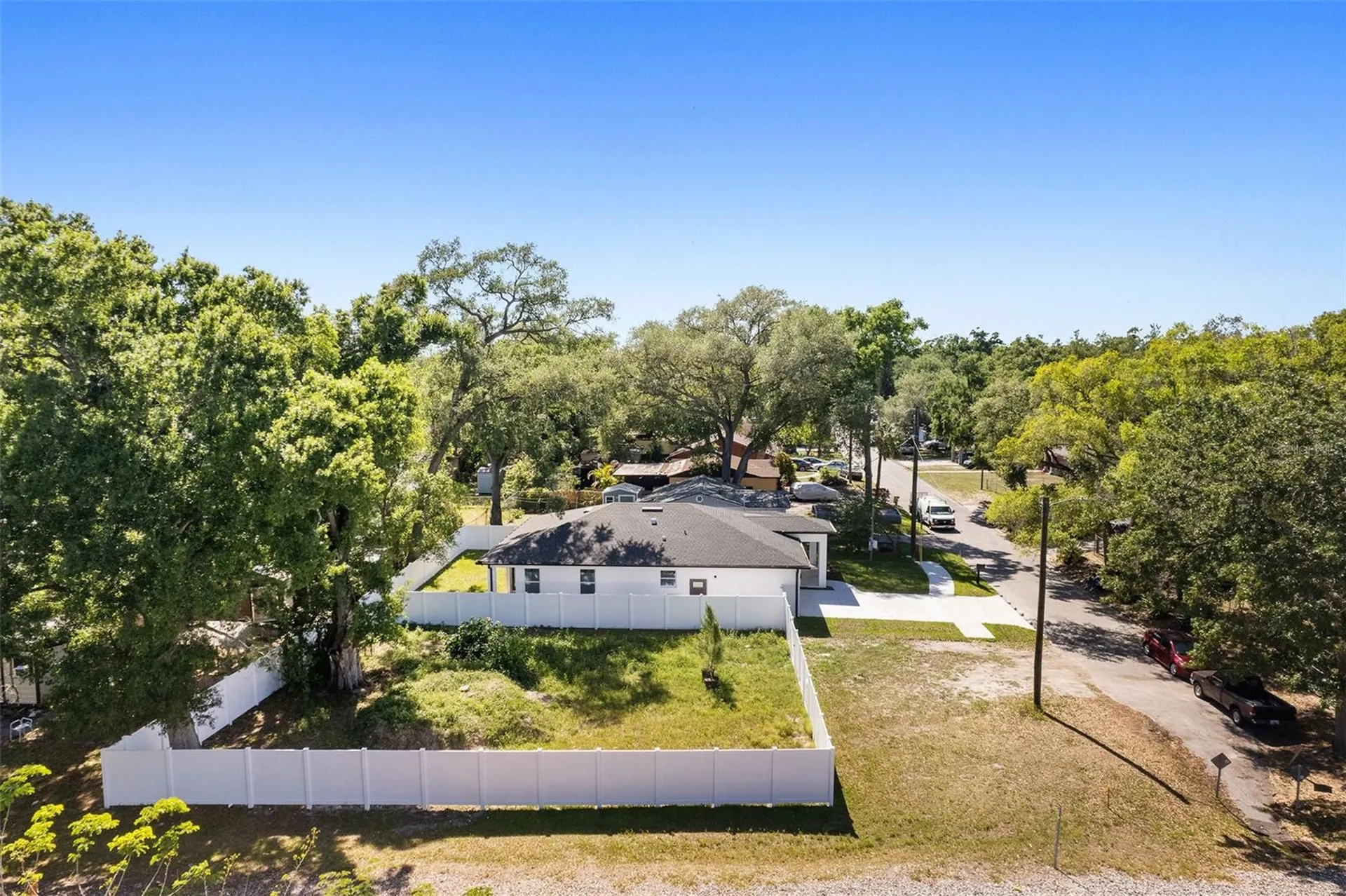 2617 E Palifox Street Tampa FL 33610