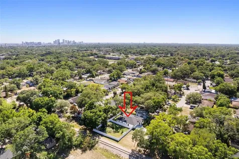 2617 E Palifox Street Tampa FL 33610
