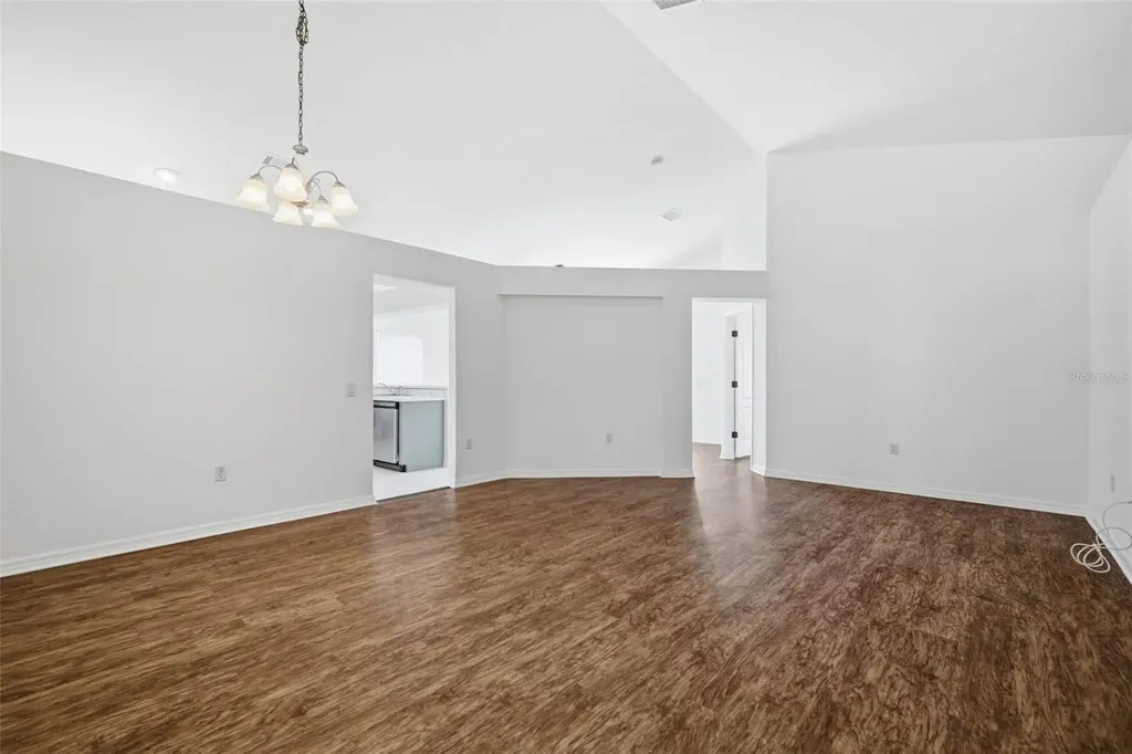 12501 Lake Vista Drive Gibsonton FL 33534