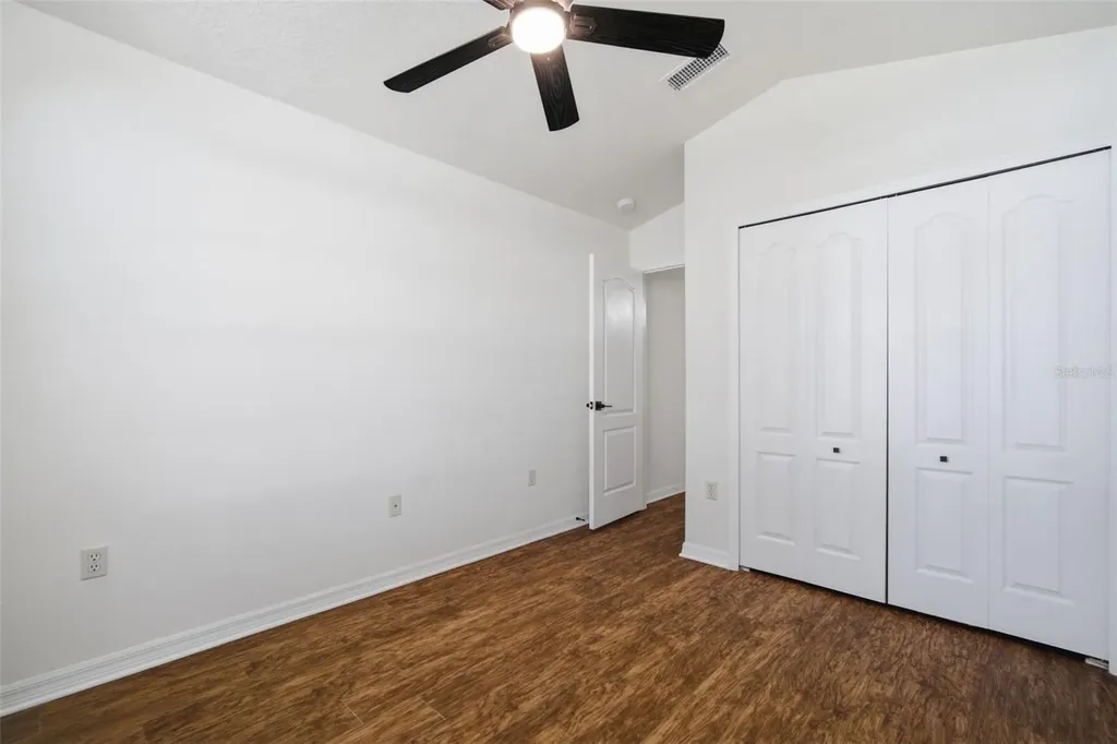 12501 Lake Vista Drive Gibsonton FL 33534