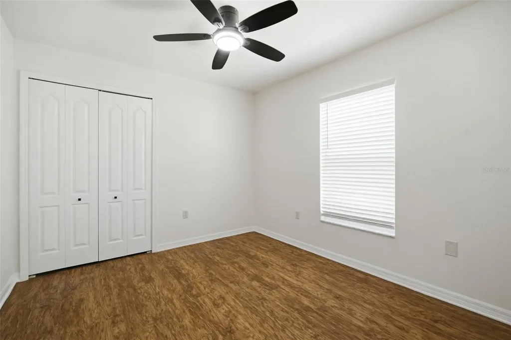 12501 Lake Vista Drive Gibsonton FL 33534
