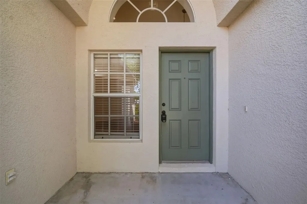 12501 Lake Vista Drive Gibsonton FL 33534