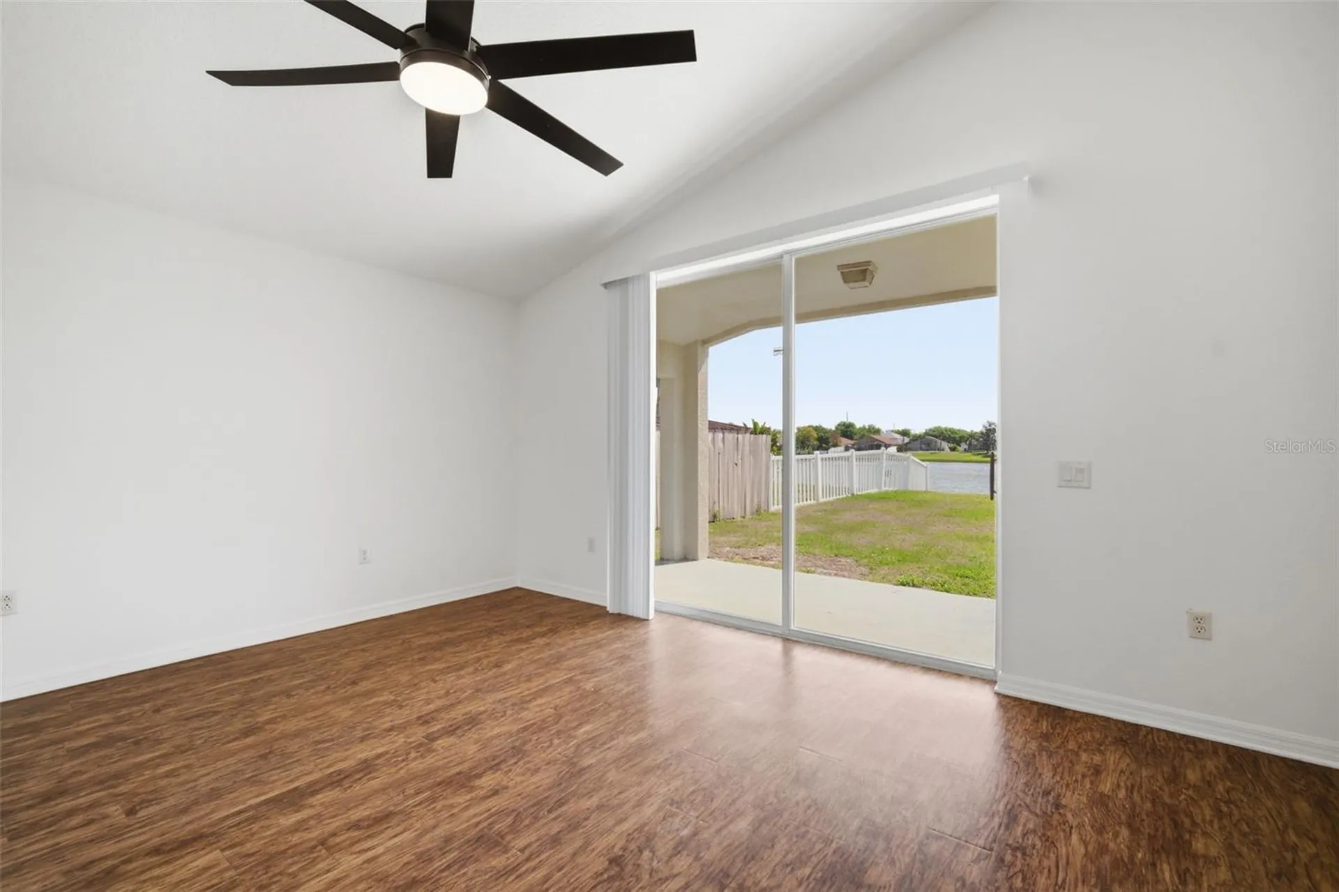 12501 Lake Vista Drive Gibsonton FL 33534