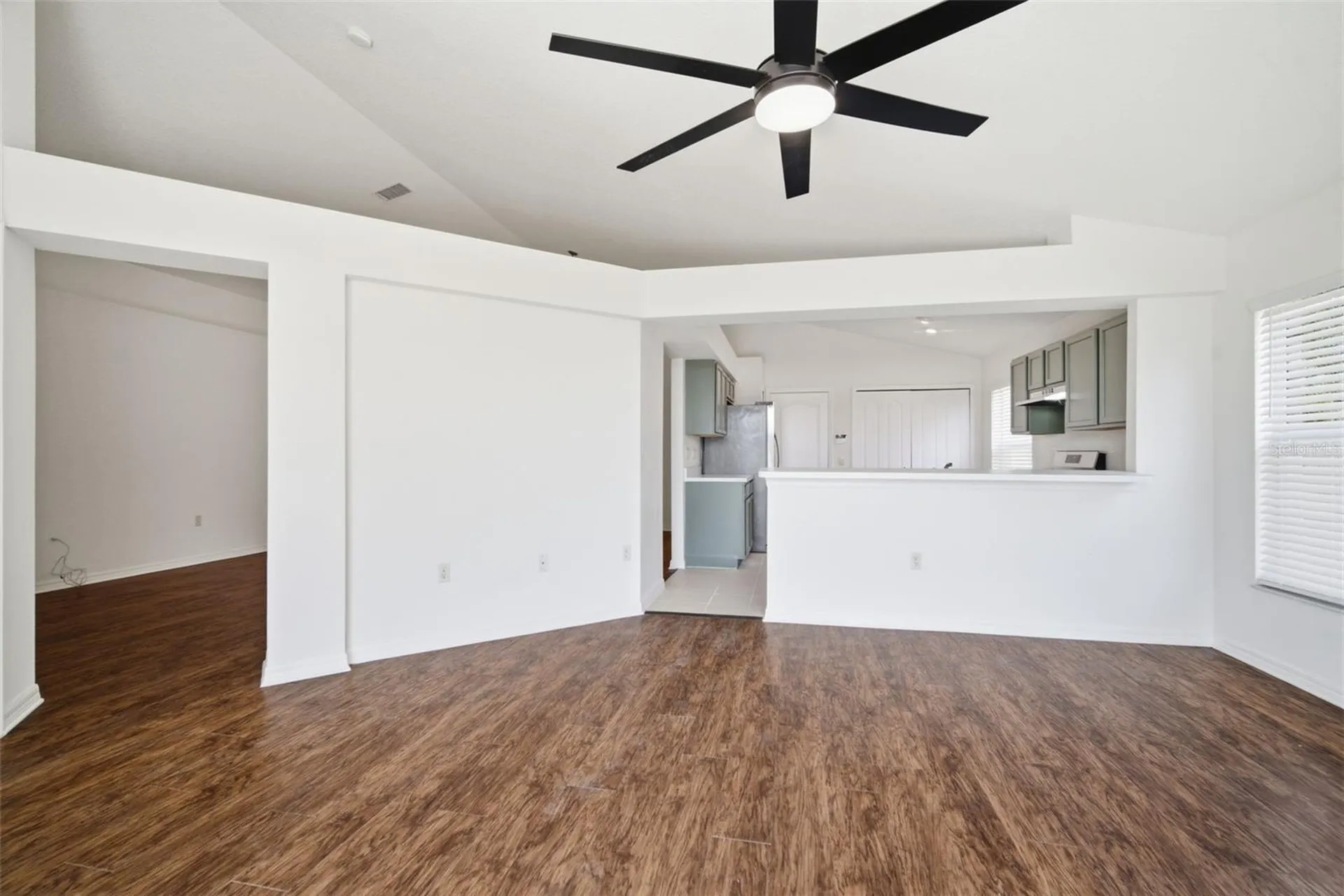 12501 Lake Vista Drive Gibsonton FL 33534