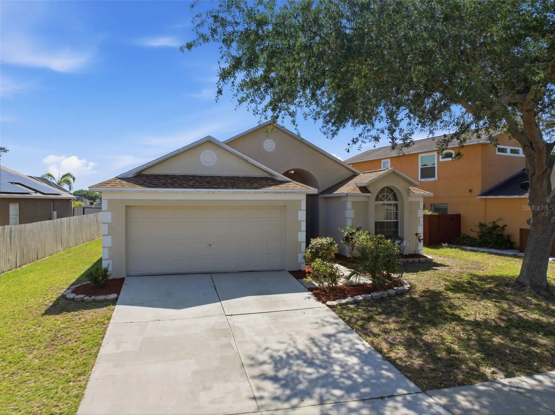 12501 Lake Vista Drive Gibsonton FL 33534