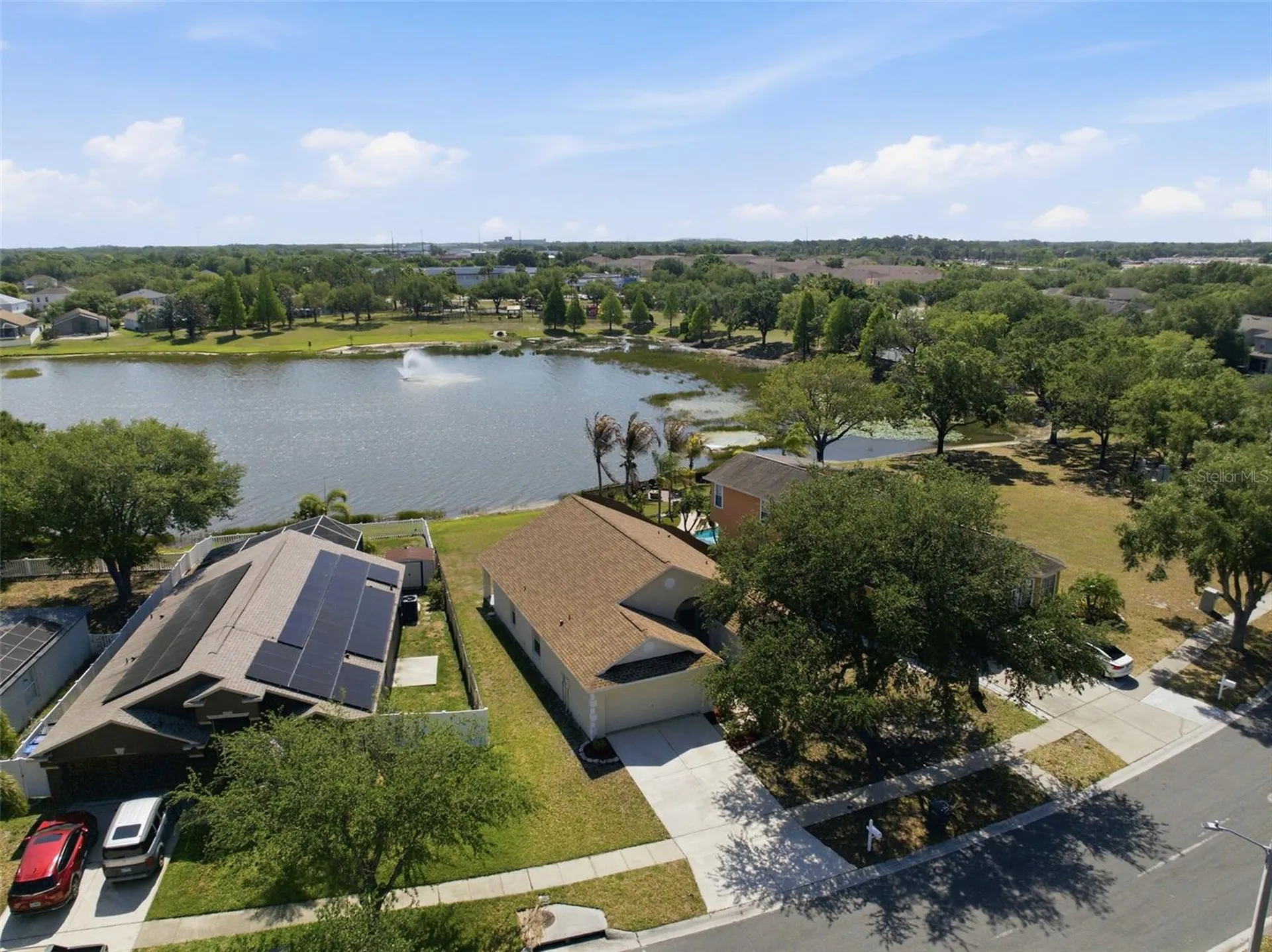 12501 Lake Vista Drive Gibsonton FL 33534