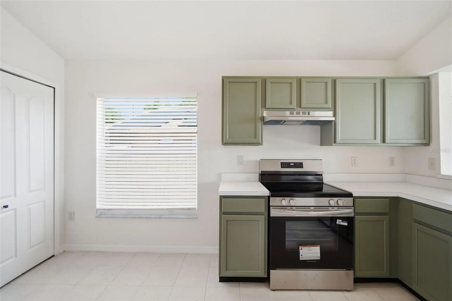 12501 Lake Vista Drive Gibsonton FL 33534