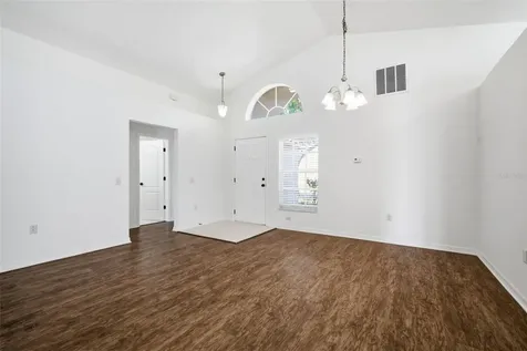 12501 Lake Vista Drive Gibsonton FL 33534