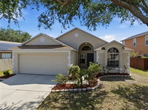 12501 Lake Vista Drive Gibsonton FL 33534