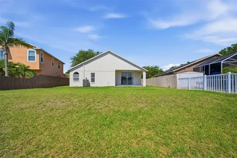 12501 Lake Vista Drive Gibsonton FL 33534