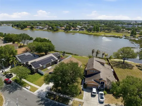 12501 Lake Vista Drive Gibsonton FL 33534