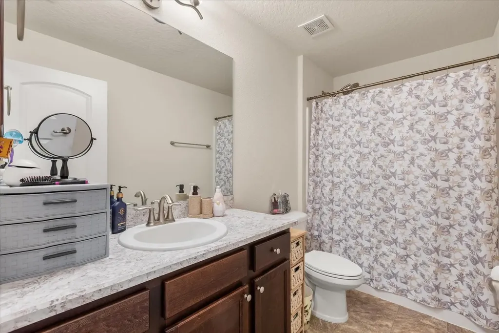 906 Edith Drive Fruitland Park FL 34731