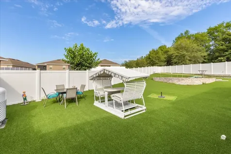 906 Edith Drive Fruitland Park FL 34731