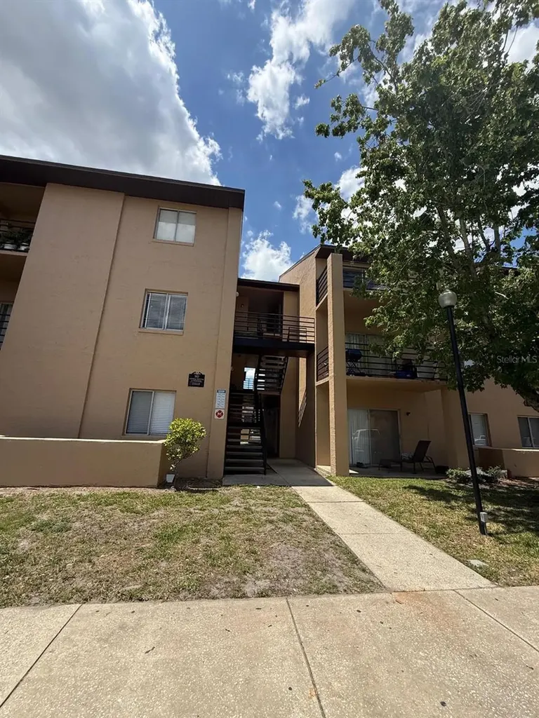 5226 Via Hacienda Circle Orlando FL 32839