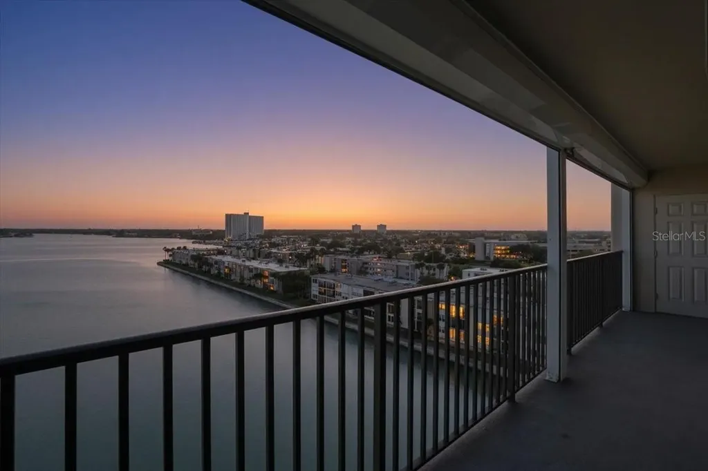 7300 Sun Island Drive S South Pasadena FL 33707