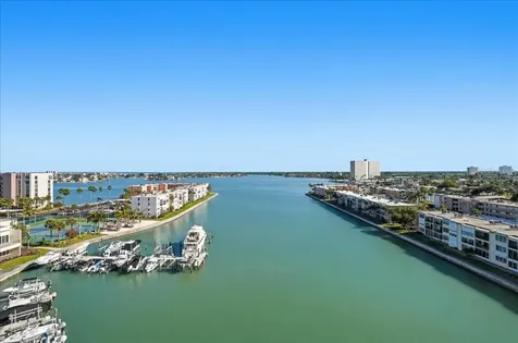 7300 Sun Island Drive S South Pasadena FL 33707