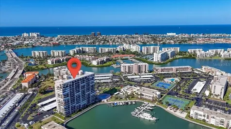 7300 Sun Island Drive S South Pasadena FL 33707