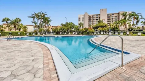 7300 Sun Island Drive S South Pasadena FL 33707