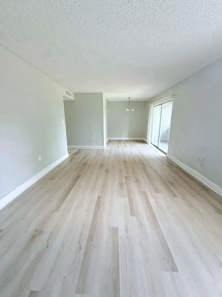4767 S Texas Avenue Orlando FL 32839