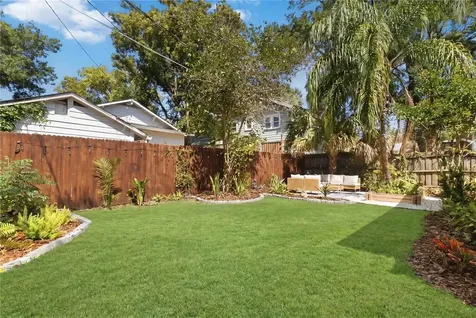 122 N Mills Avenue Orlando FL 32801