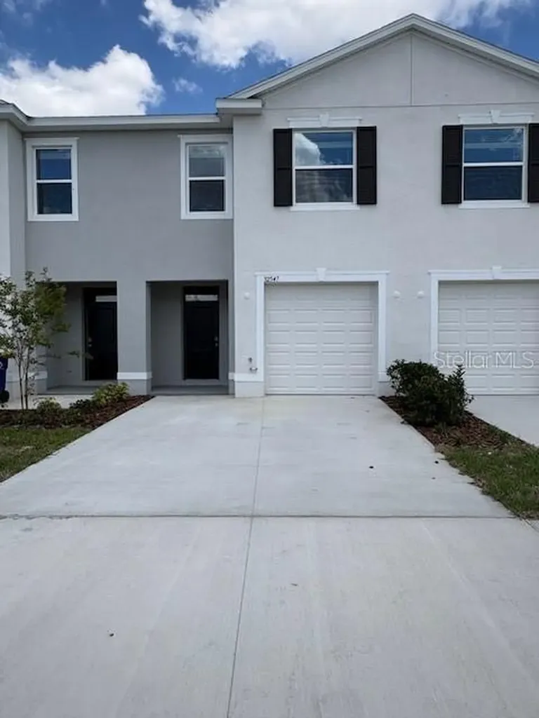 32547 Welling Blade Loop Wesley Chapel FL 33545