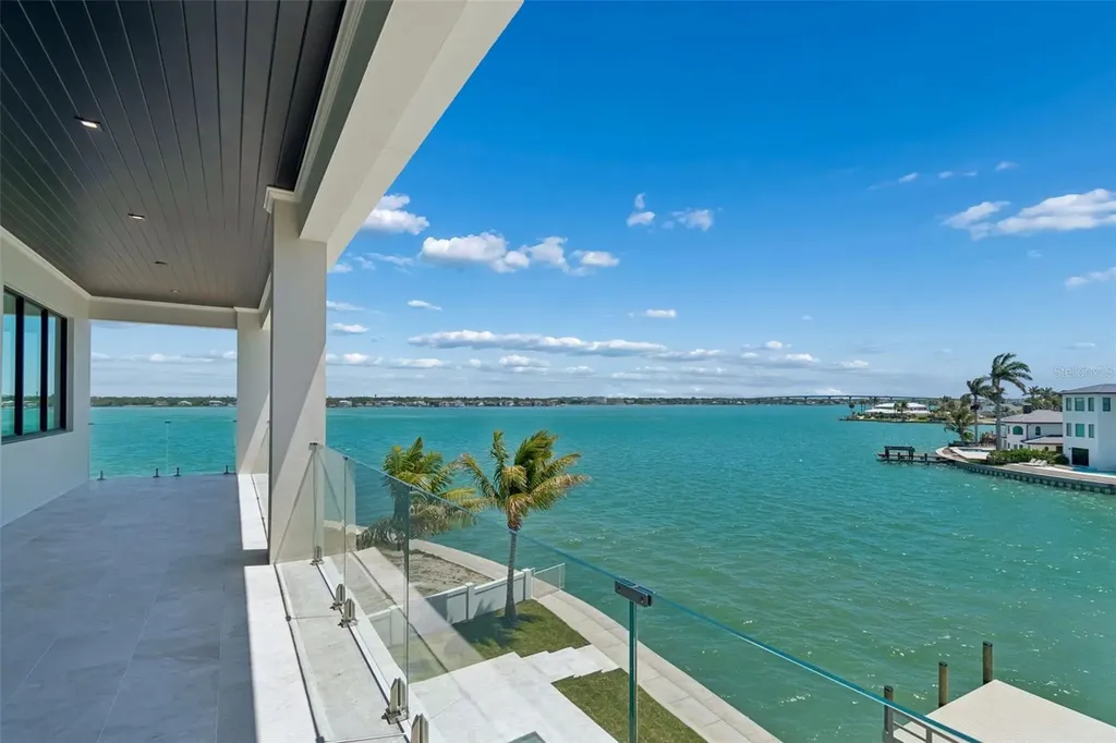236 Howard Drive Belleair Beach FL 33786