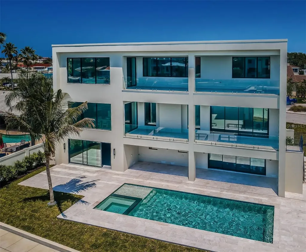 236 Howard Drive Belleair Beach FL 33786