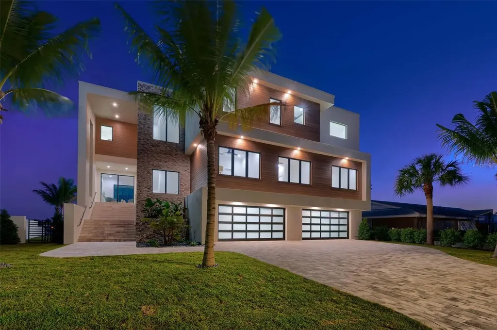 236 Howard Drive Belleair Beach FL 33786