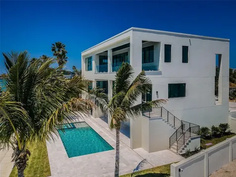 236 Howard Drive Belleair Beach FL 33786