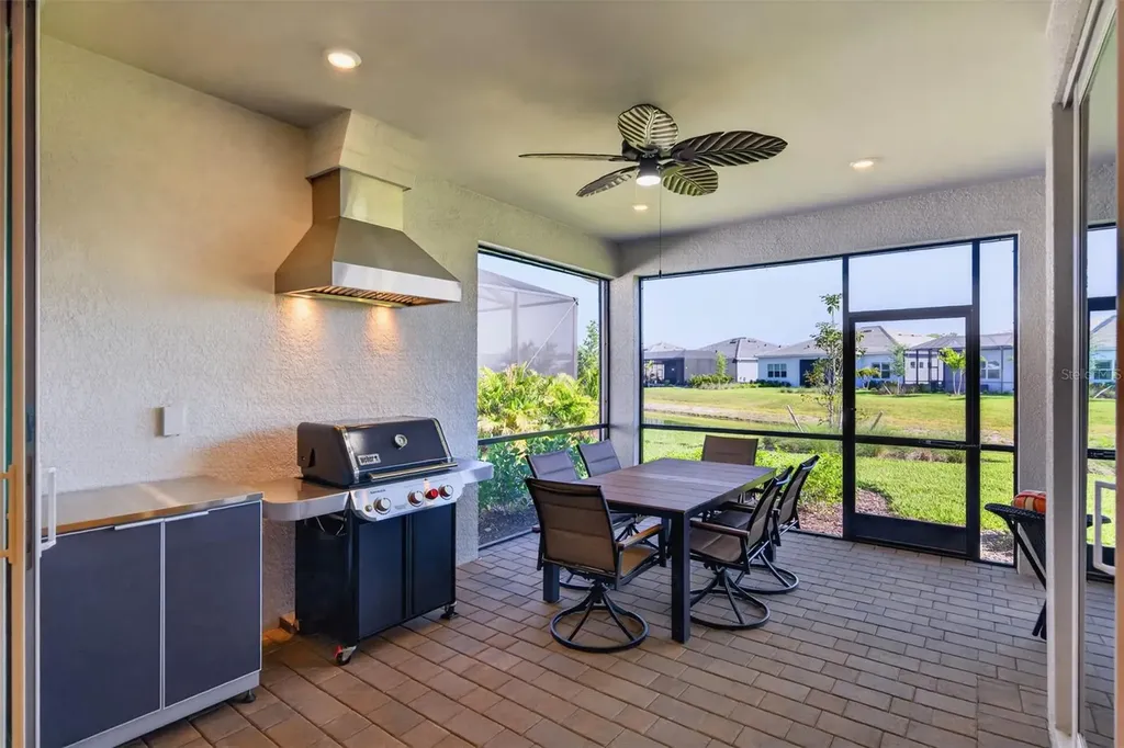 10264 Beach Dune Drive Englewood FL 34223