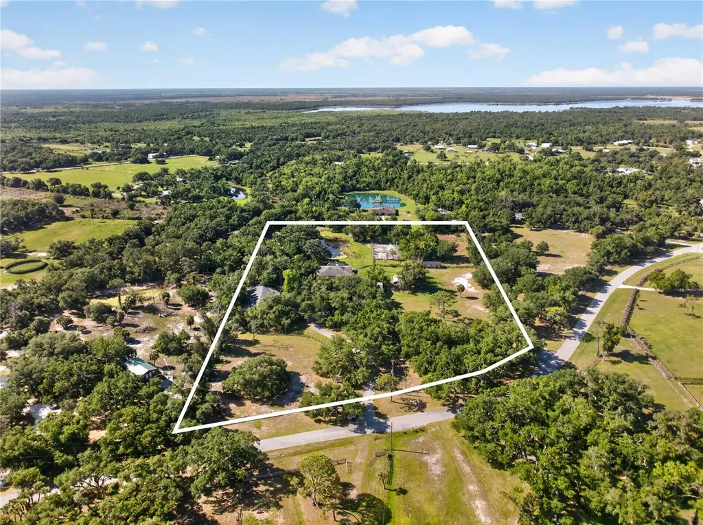 3711 Hidden River Road Sarasota FL 34240