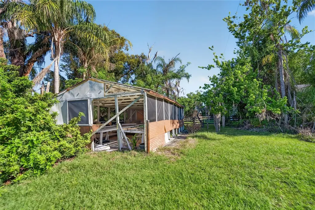 3711 Hidden River Road Sarasota FL 34240
