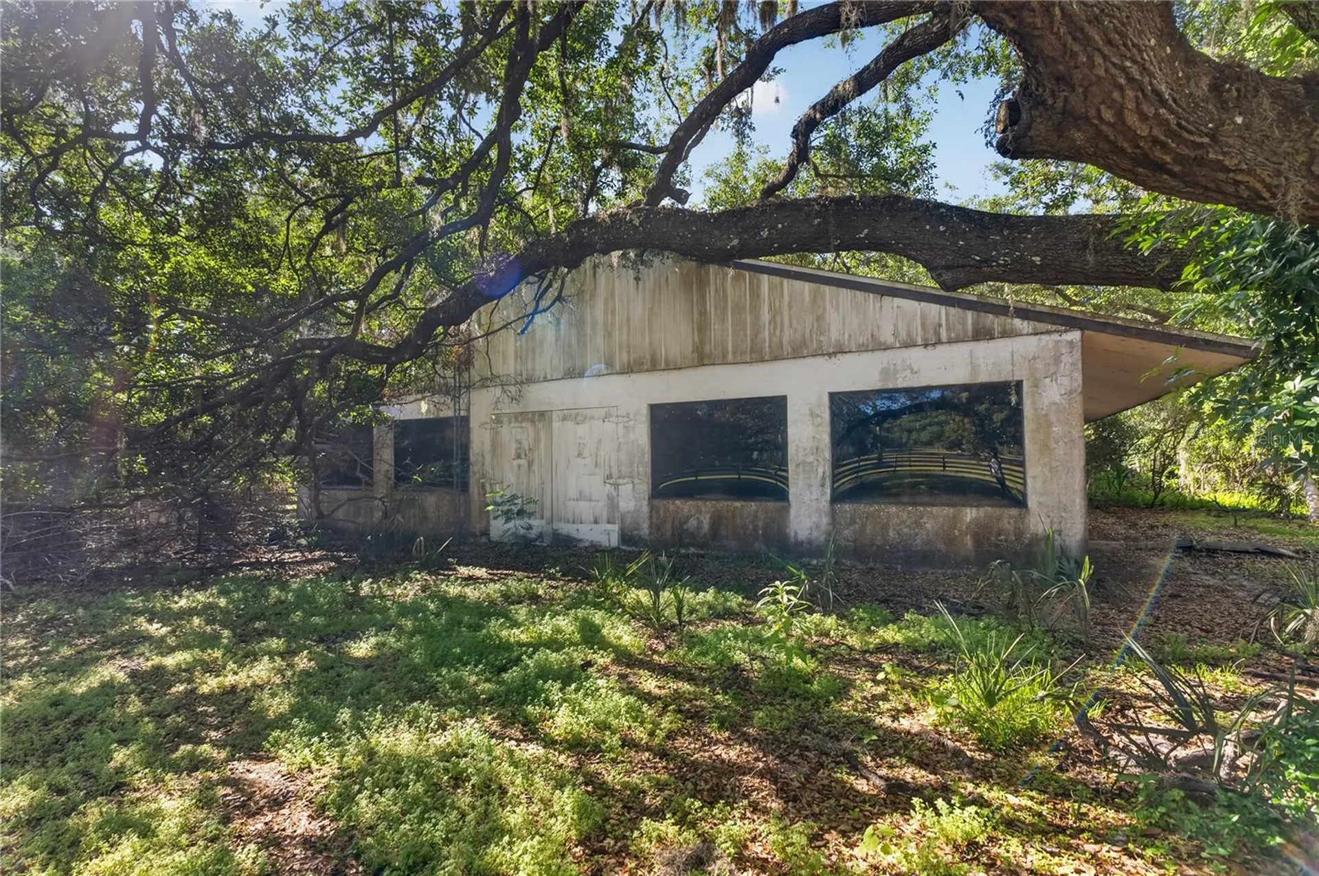 3711 Hidden River Road Sarasota FL 34240