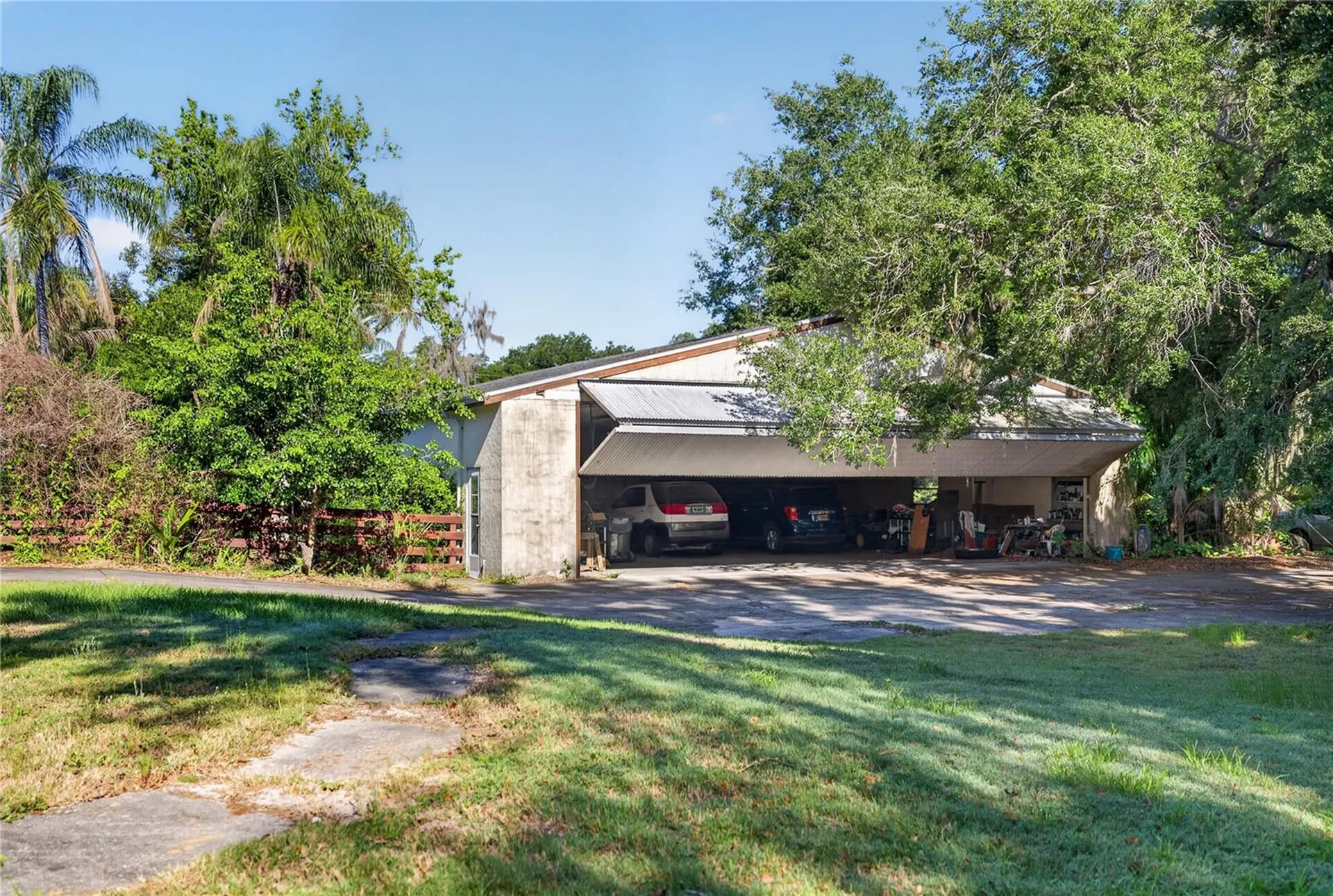 3711 Hidden River Road Sarasota FL 34240