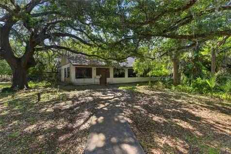 3711 Hidden River Road Sarasota FL 34240