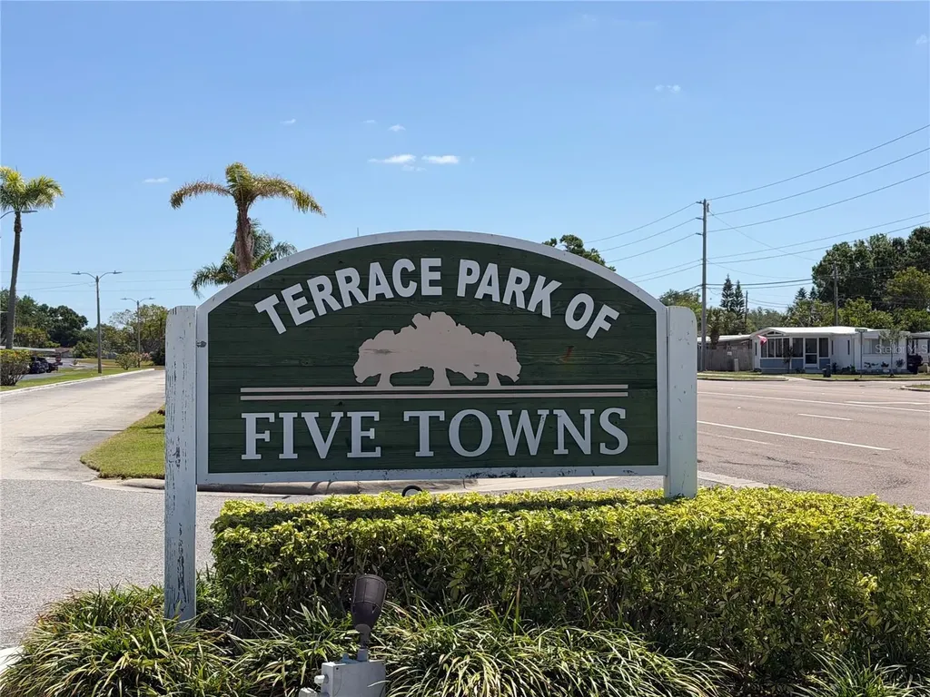 5967 Terrace Park Drive N St Petersburg FL 33709