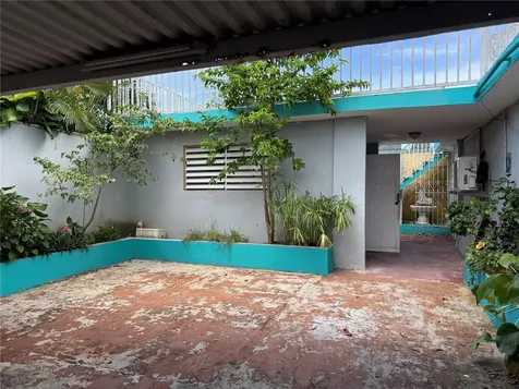 Inocencio Cruz 3ra Extención Villa Carolina Carolina PR 00985